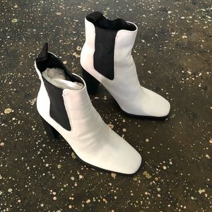 Tony Bianco Ilyssa Bootie Milk Capretto White 5